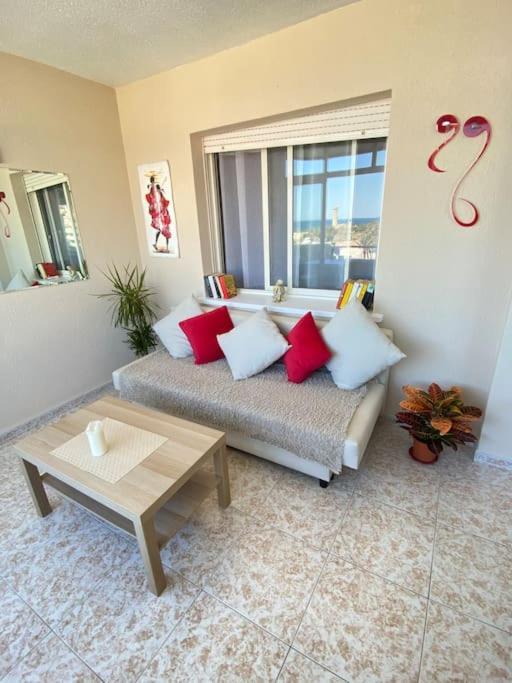 Lovely 1 Bedroom Apartment With Sea Views And Pool Estepona Exterior photo