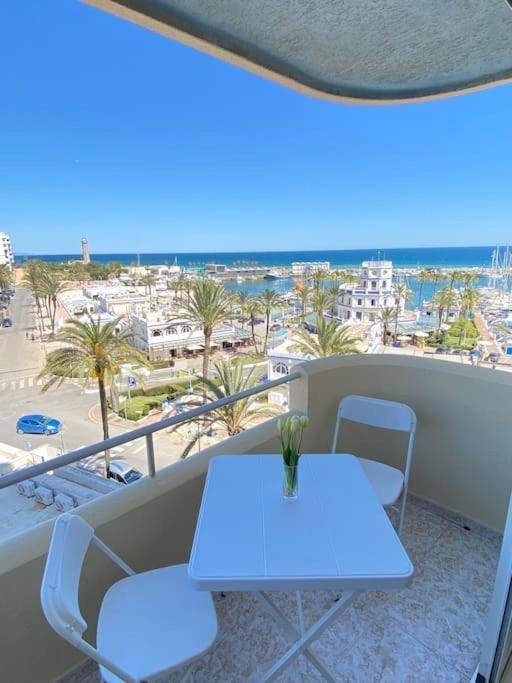 Lovely 1 Bedroom Apartment With Sea Views And Pool Estepona Exterior photo