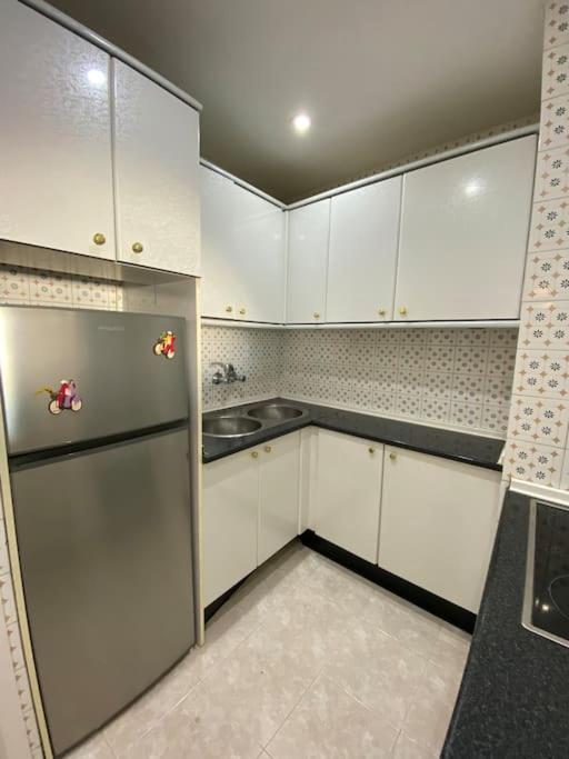 Lovely 1 Bedroom Apartment With Sea Views And Pool Estepona Exterior photo
