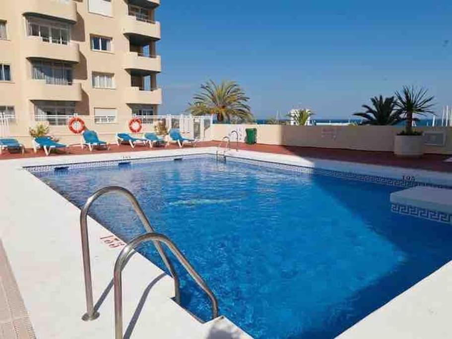 Lovely 1 Bedroom Apartment With Sea Views And Pool Estepona Exterior photo